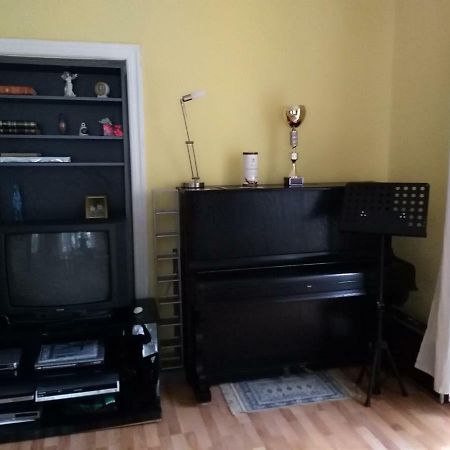 Wohnung In Wien Экстерьер фото