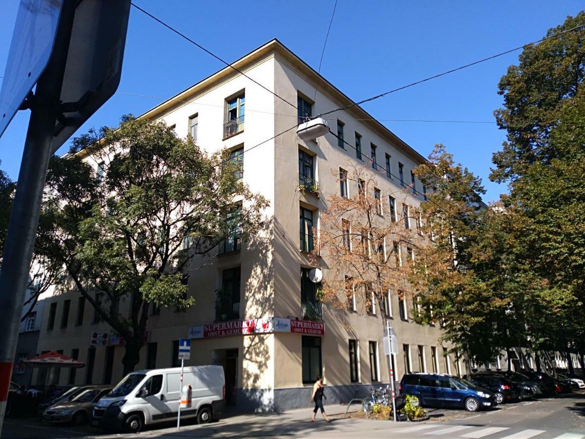Wohnung In Wien Экстерьер фото
